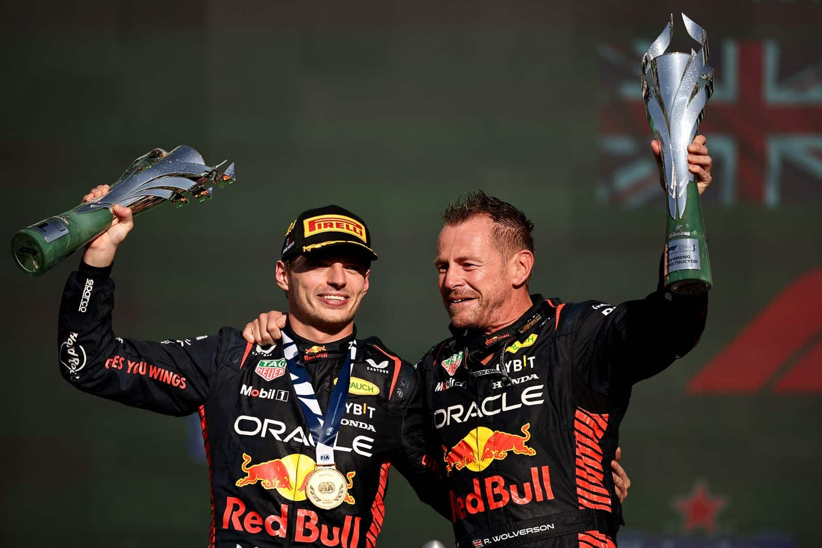 Max Verstappen y Richard Wolverson, ingeniero de Red Bull