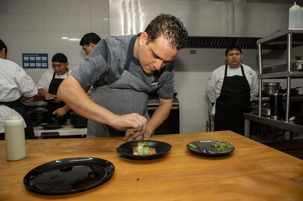 Chef Julio Castellanos