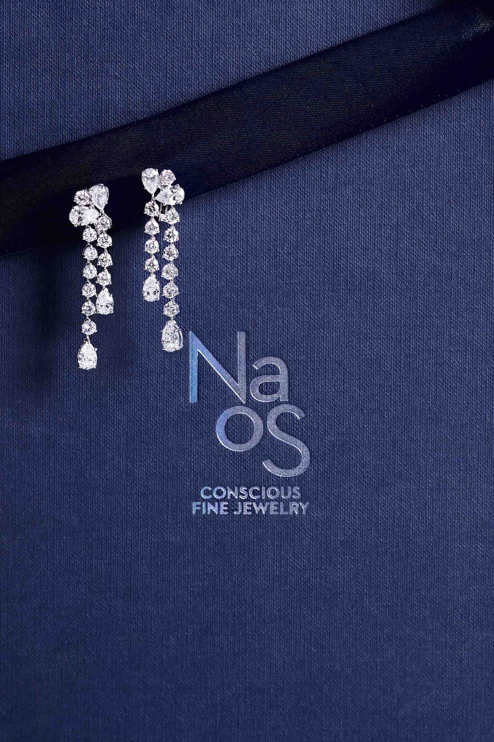 Naos