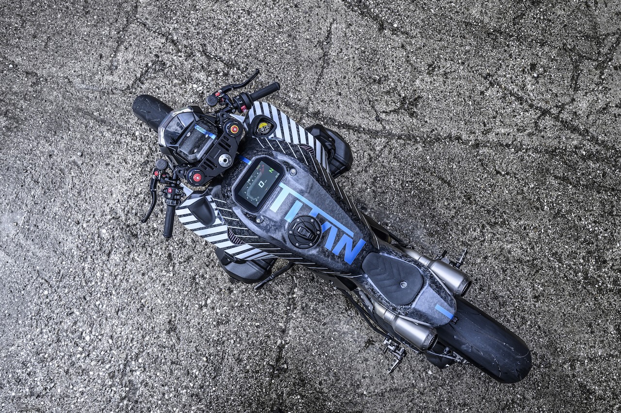 BMW R 1300 R TITAN