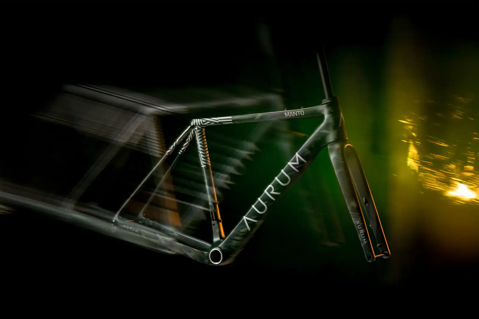 AURUM V Anniversary Collection