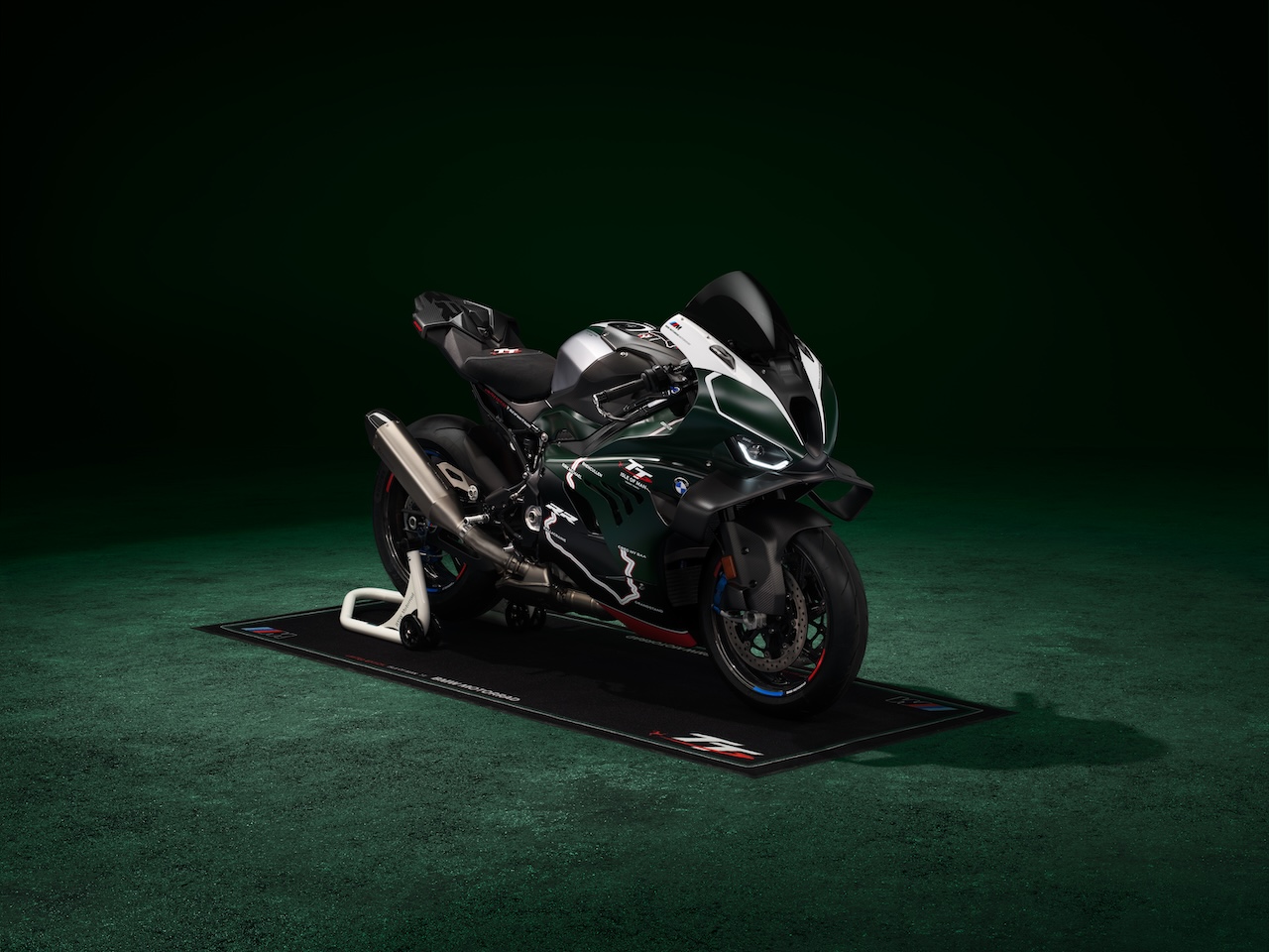 BMW M 1000 RR